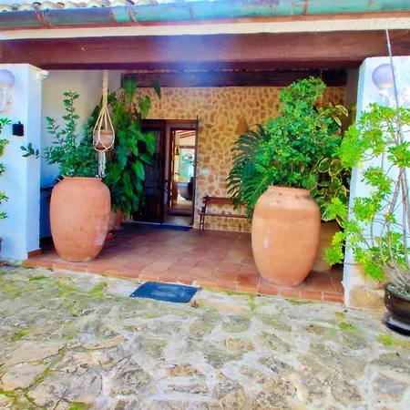 Villa Finca La Coma - Modern, Well-equipped With Private Pool In *