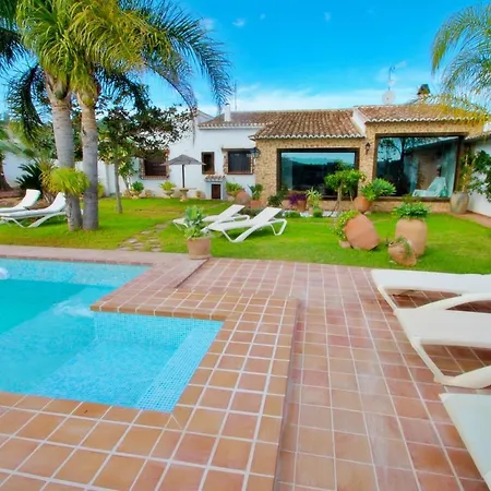 Villa Finca La Coma - Modern, Well-equipped With Private Pool In